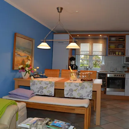 Lee In Bobeck Holiday home *